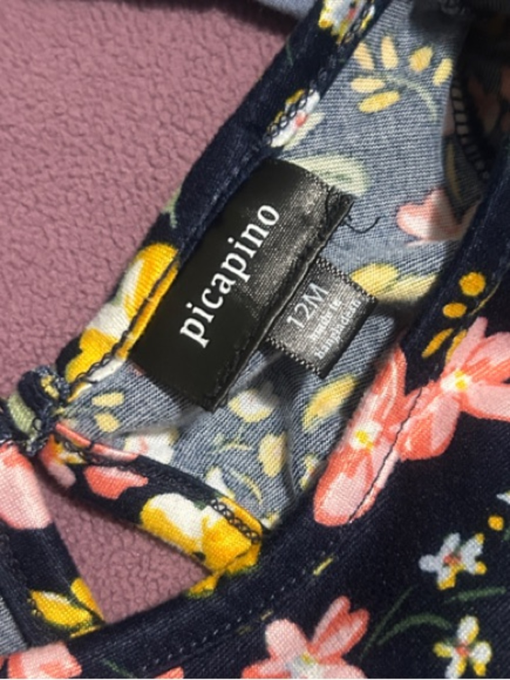 12 month Rompers ❤️❤️❤️❤️ - Picture 2 of 4